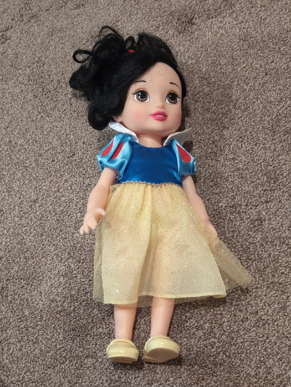 Snow White Doll in Blue and Yellow Dress